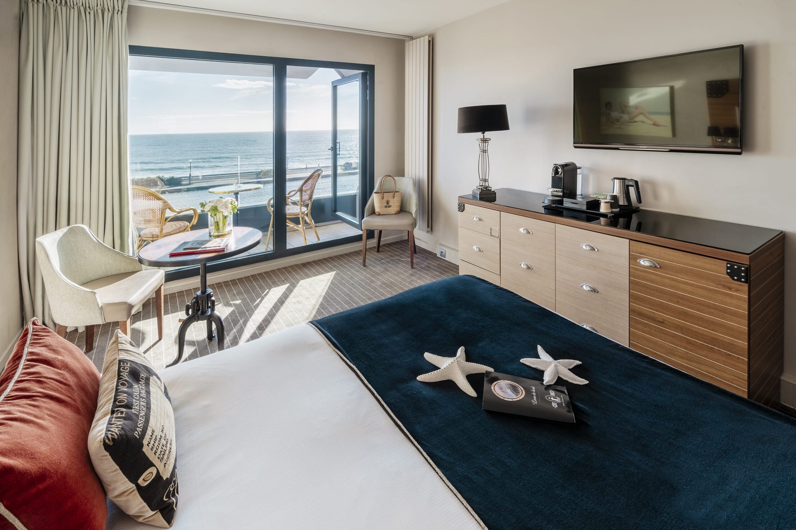 chambre balcon cote ouest scaled