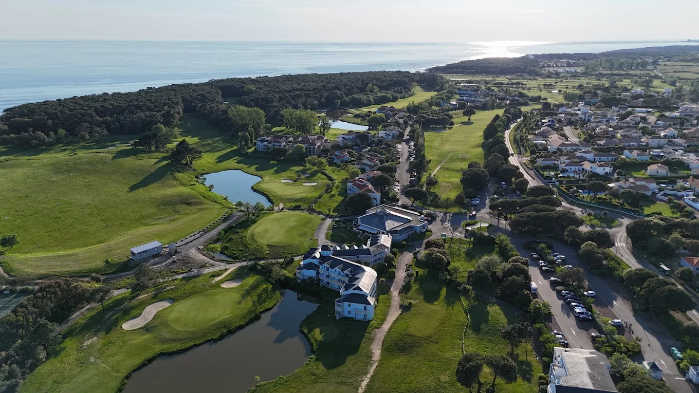 hco bourgenay golf club